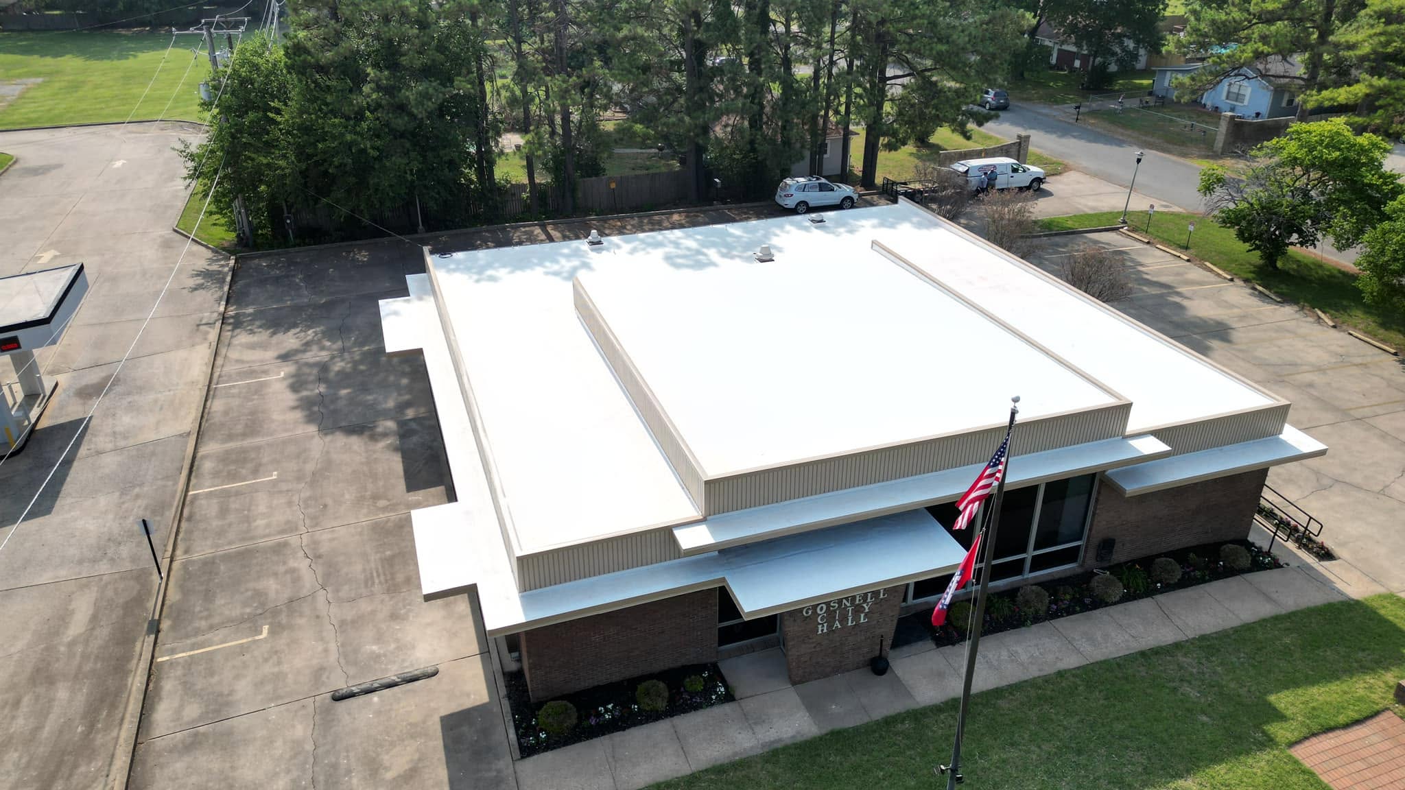 Commercial flat roof membrane installation at a city hall building